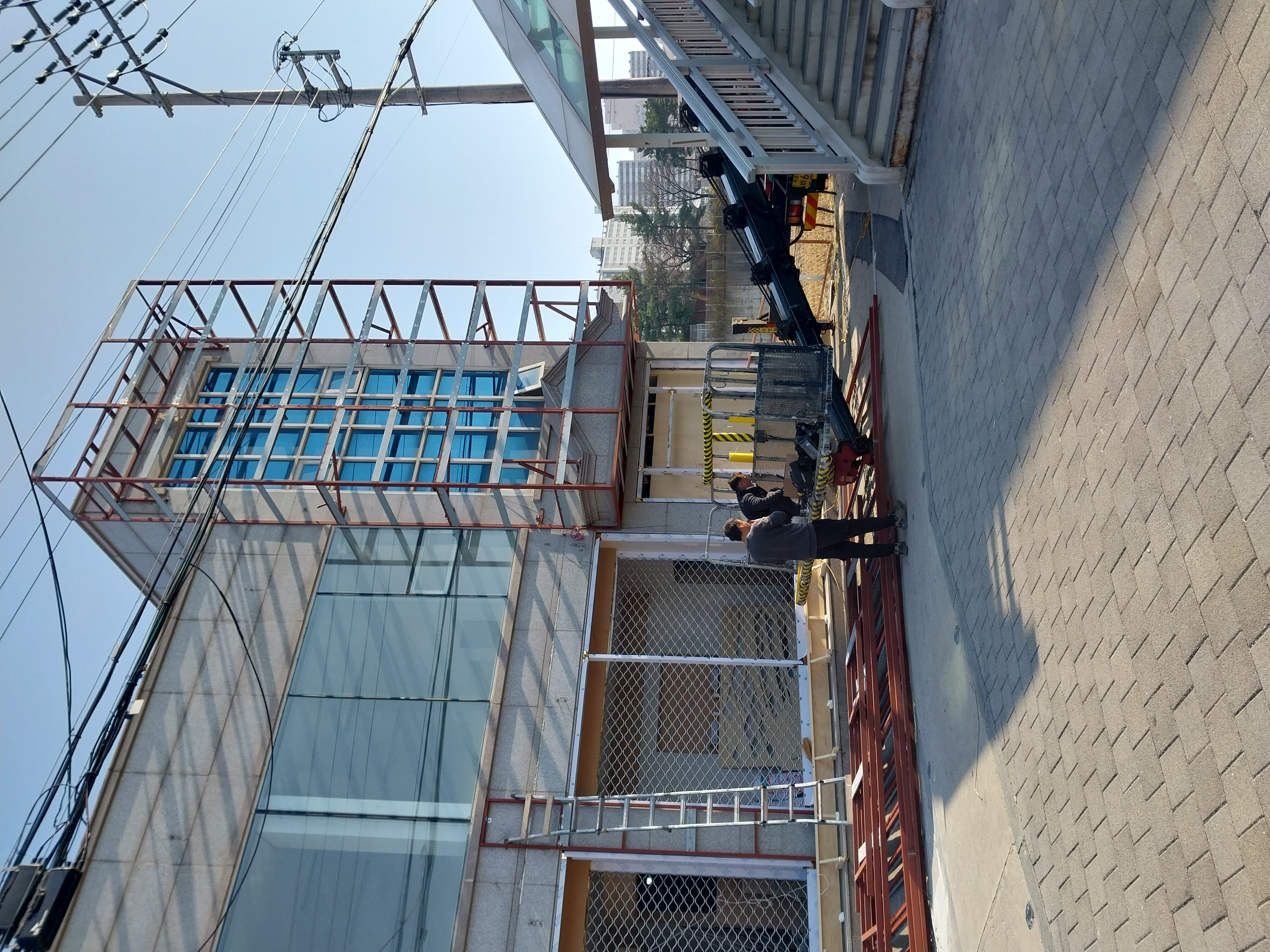 외부 간판 구조물 설치